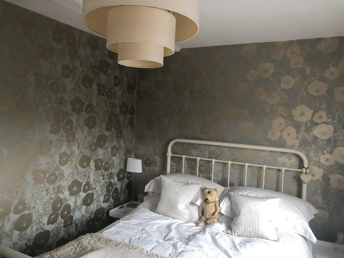 Floral wallpaper feature wall