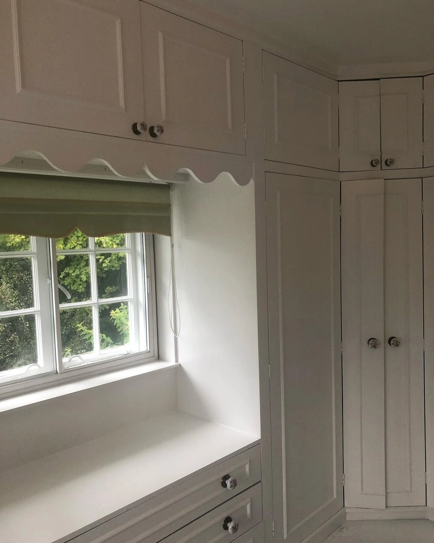 Sprayed wardrobes dressing room third view